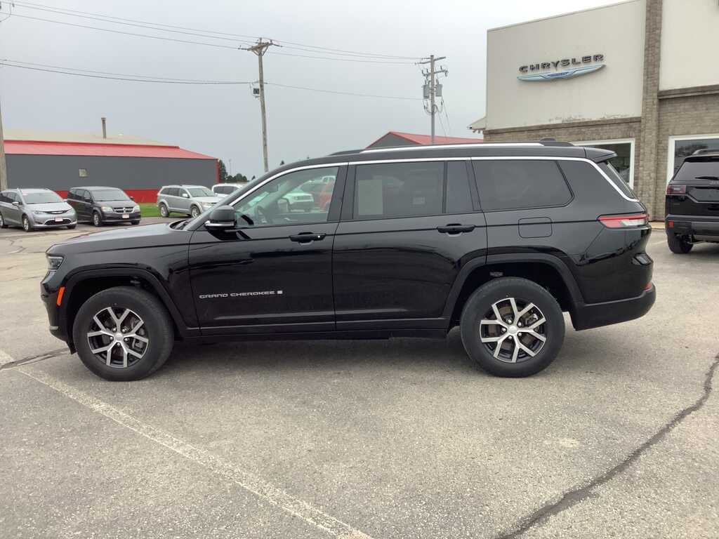 2023 Jeep Grand Cherokee L Limited 4x4
