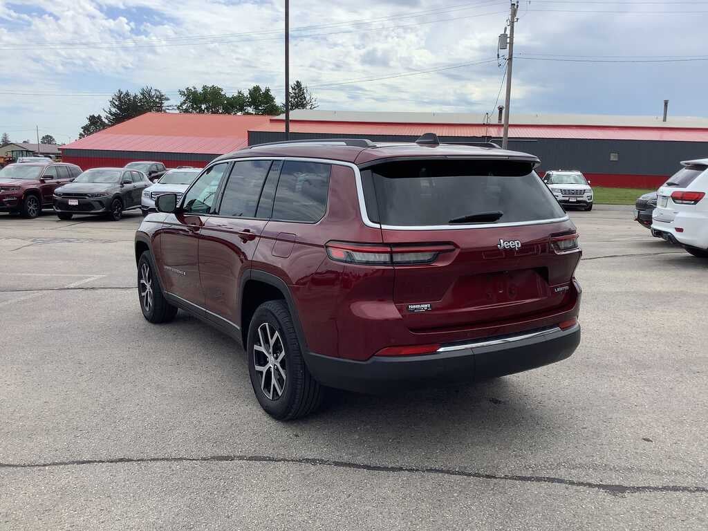 2023 Jeep Grand Cherokee L Limited 4x4