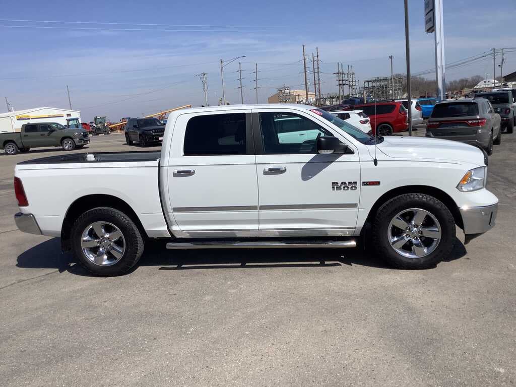 2015 RAM 1500 Crew Cab Big Horn 4x4