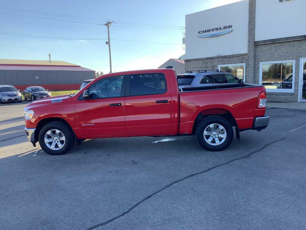 2024 RAM 1500 Big Horn Crew Cab 4x4 5'7' Box