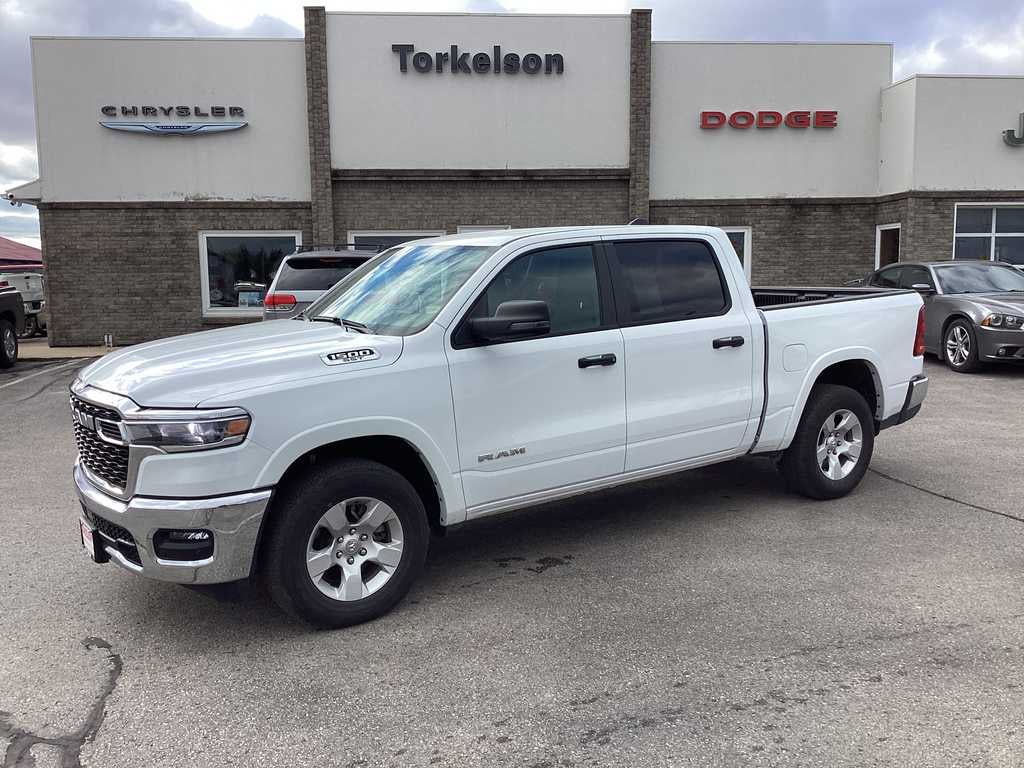 2025 RAM 1500 Big Horn Crew Cab 4x4 5'7' Box