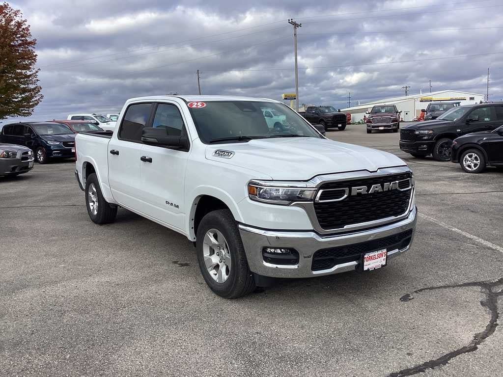 2025 RAM 1500 Big Horn Crew Cab 4x4 5'7' Box