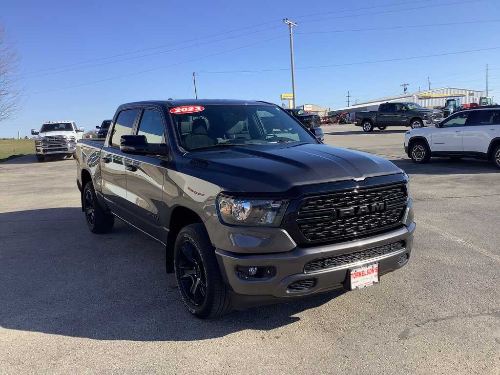 2023 RAM 1500 Crew Cab Big Horn 4x4 Night