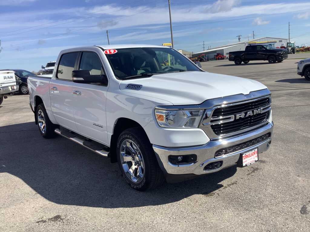 2019 RAM 1500 Big Horn/Lone Star Crew Cab 4x4 5'7' Box