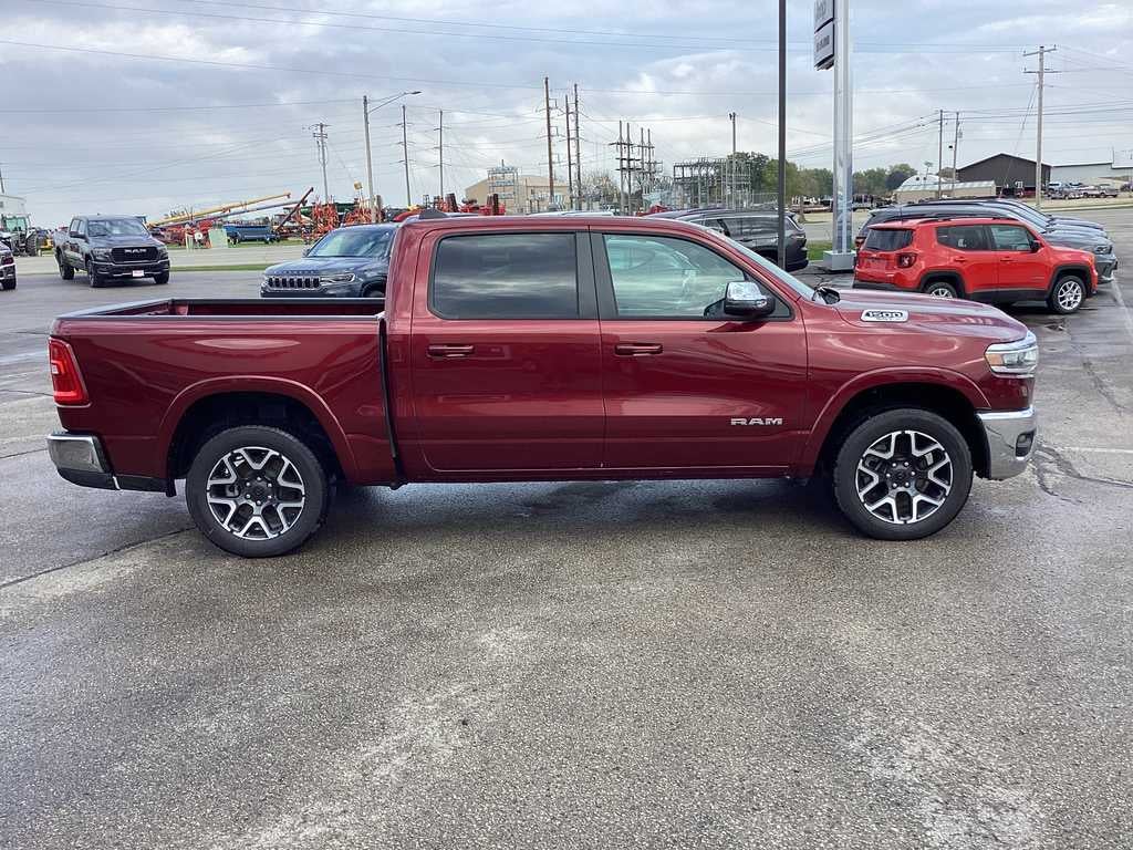 2025 RAM 1500 Laramie Crew Cab 4x4 5'7' Box
