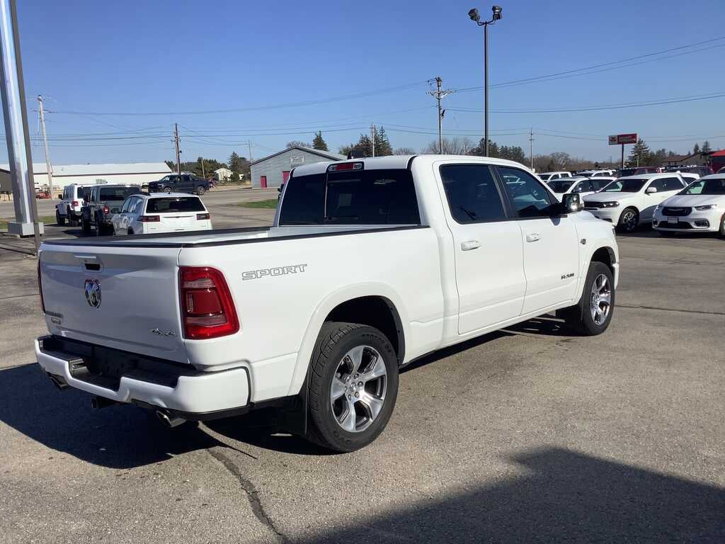 2022 RAM 1500 Laramie Crew Cab 4x4 6'4' Box