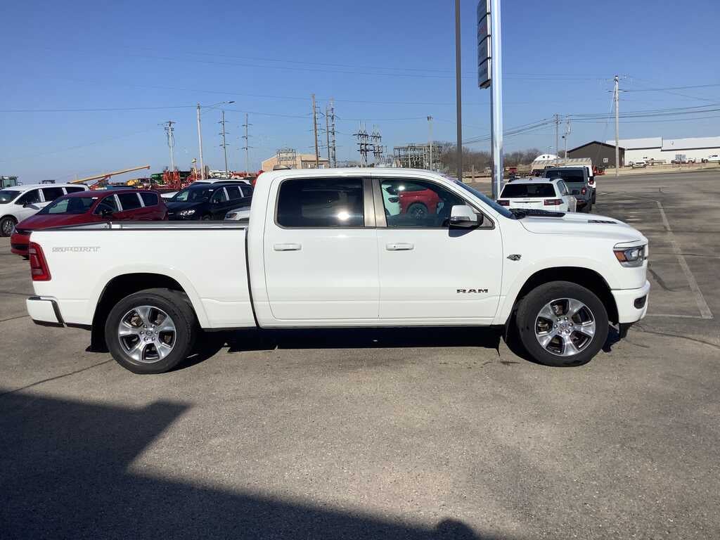 2022 RAM 1500 Laramie Crew Cab 4x4 6'4' Box