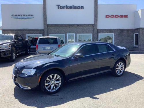 2015 Chrysler 300 Limited