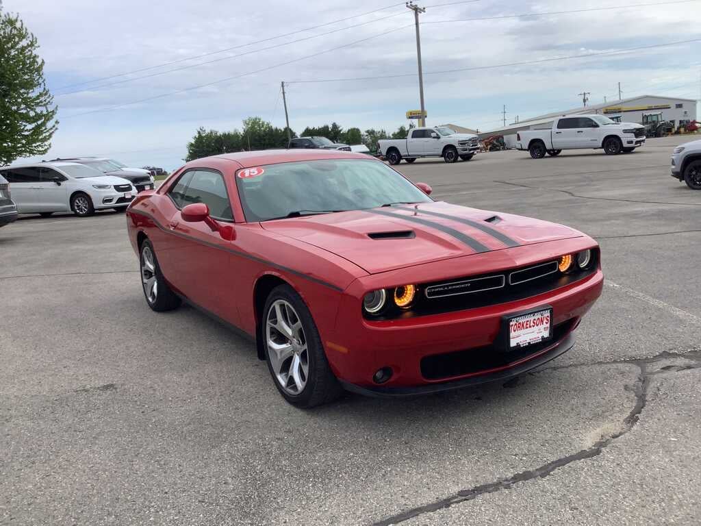2015 Dodge Challenger SXT Plus
