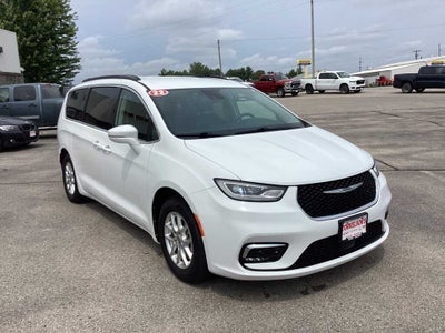 2022 Chrysler Pacifica Touring L