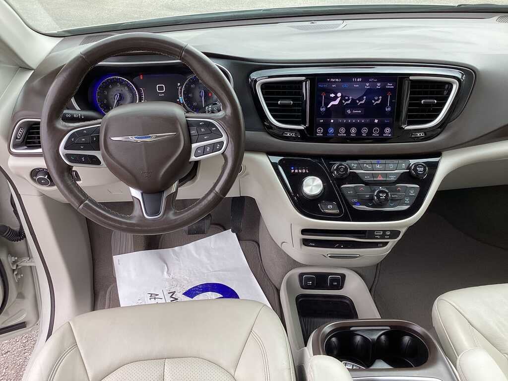 2020 Chrysler Pacifica Touring L Plus