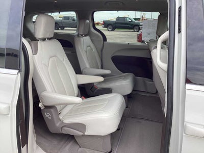 2020 Chrysler Pacifica Touring L Plus