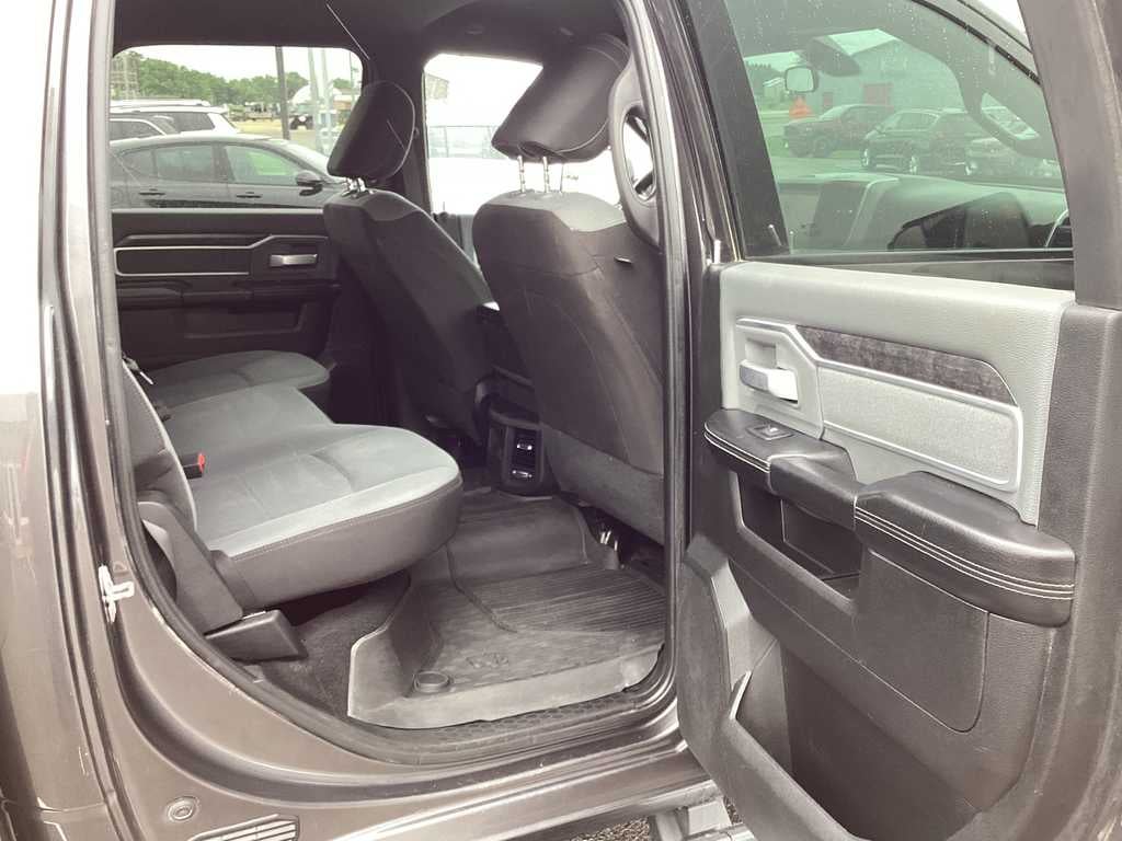 2022 RAM 2500 Big Horn Crew Cab 4x4 6'4' Box