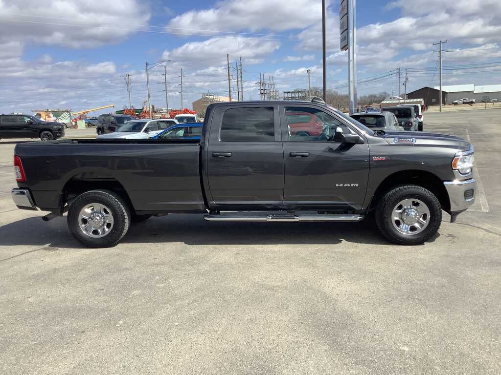 2022 RAM 2500 Crew Cab Tradesman 4x4 8' Box