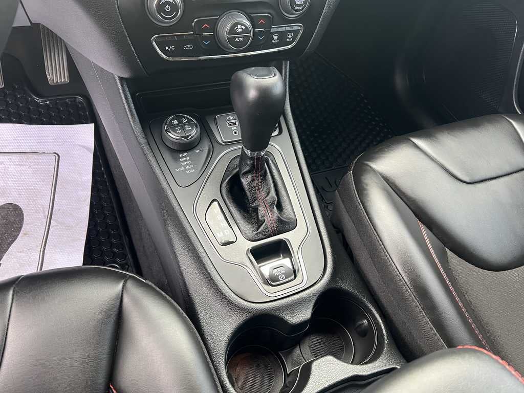 2023 Jeep Cherokee Trailhawk 4x4