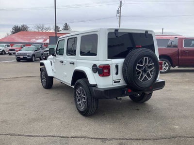 2025 Jeep Wrangler 4-Door Sahara 4x4