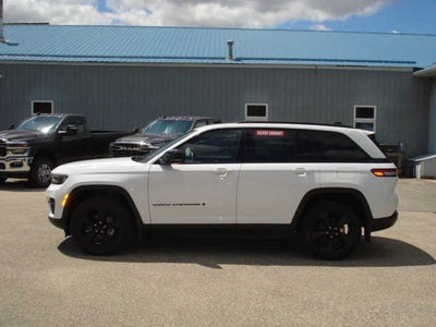 2022 Jeep Grand Cherokee Altitude 4x4
