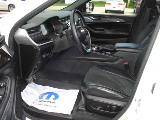 2022 Jeep Grand Cherokee Altitude 4x4