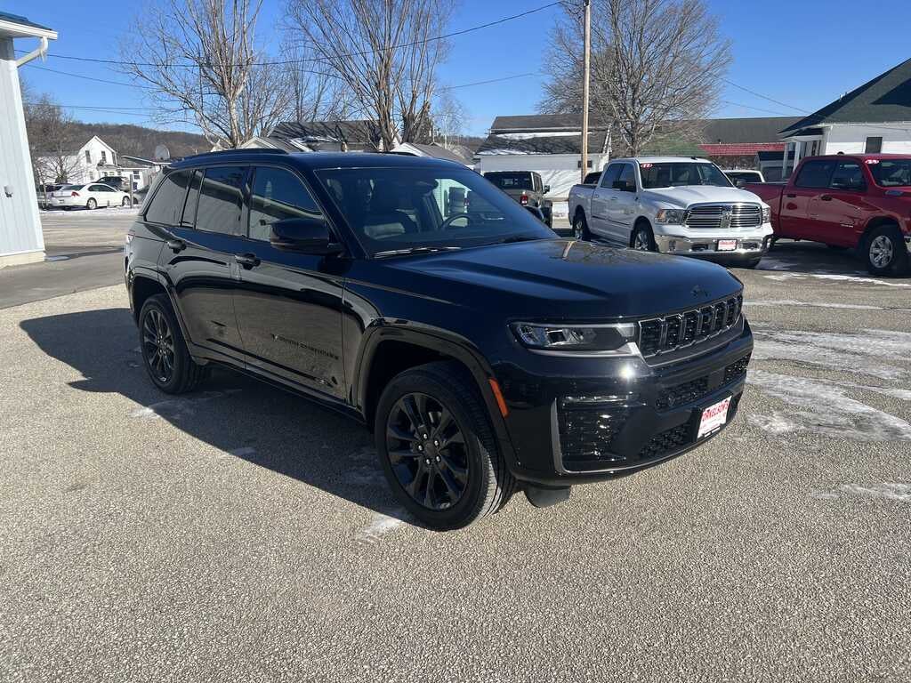 2026 Jeep Grand Cherokee GRAND CHEROKEE LIMITED RESERVE 4X4