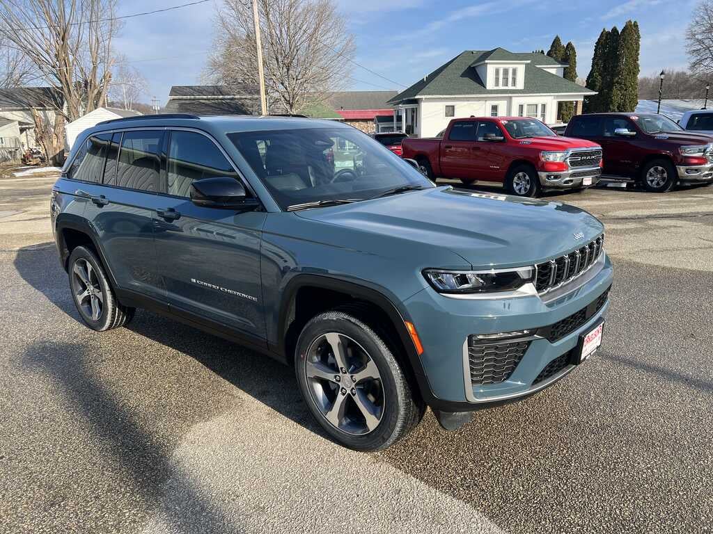 2026 Jeep Grand Cherokee GRAND CHEROKEE LIMITED 4X4