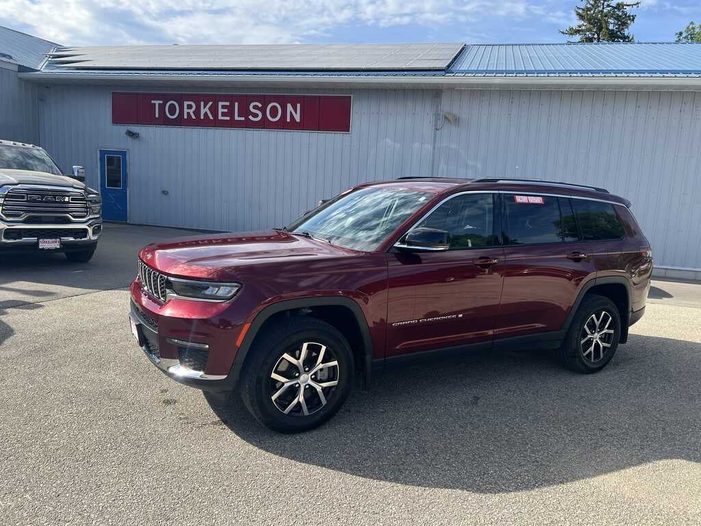 2023 Jeep Grand Cherokee L Limited 4x4's photo