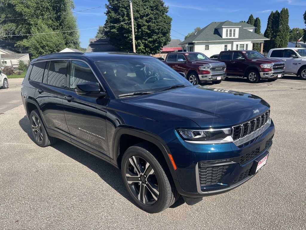 2027 Jeep Grand Cherokee GRAND CHEROKEE L LIMITED 4X4