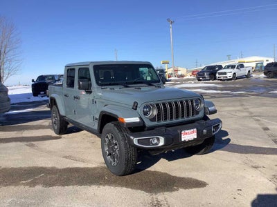 2026 Jeep Gladiator GLADIATOR SAHARA 4X4