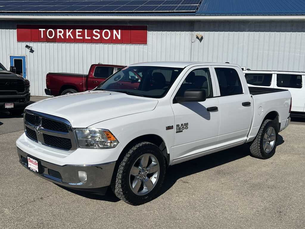 2019 RAM 1500 Classic Tradesman Crew Cab 4x4 5'7' Box