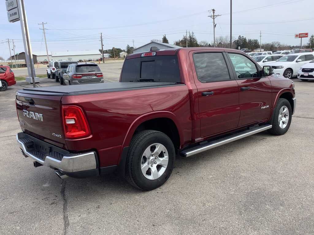2025 RAM 1500 Big Horn Crew Cab 4x4 5'7' Box