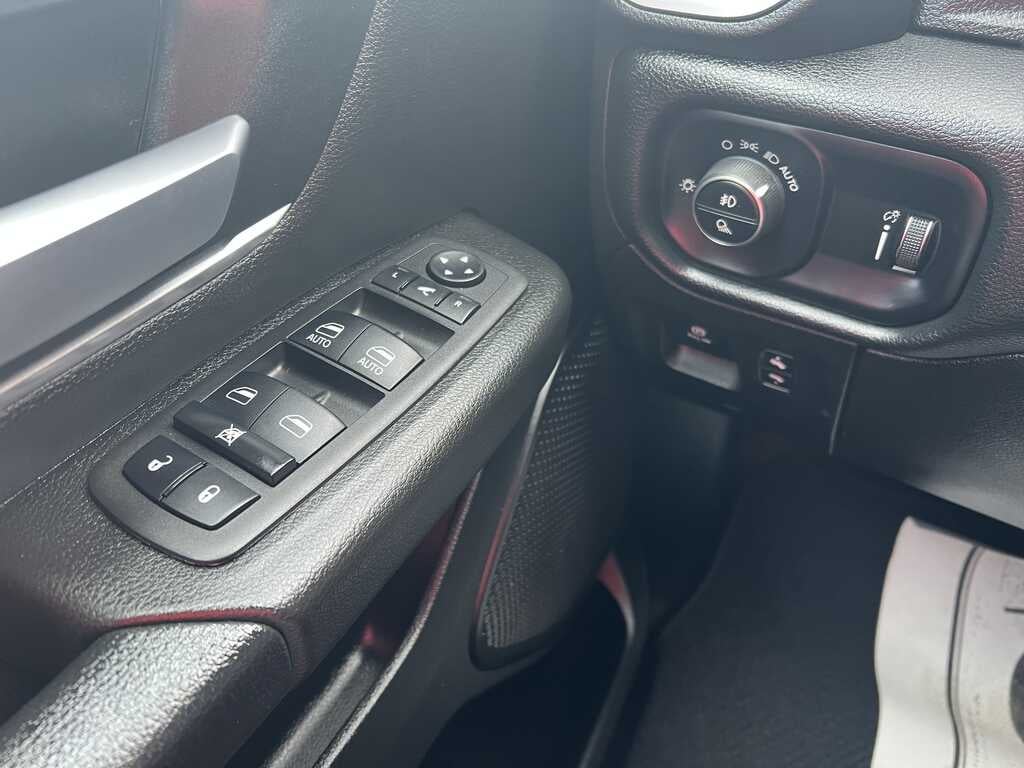 2023 RAM 1500 Crew Cab Big Horn 4x4