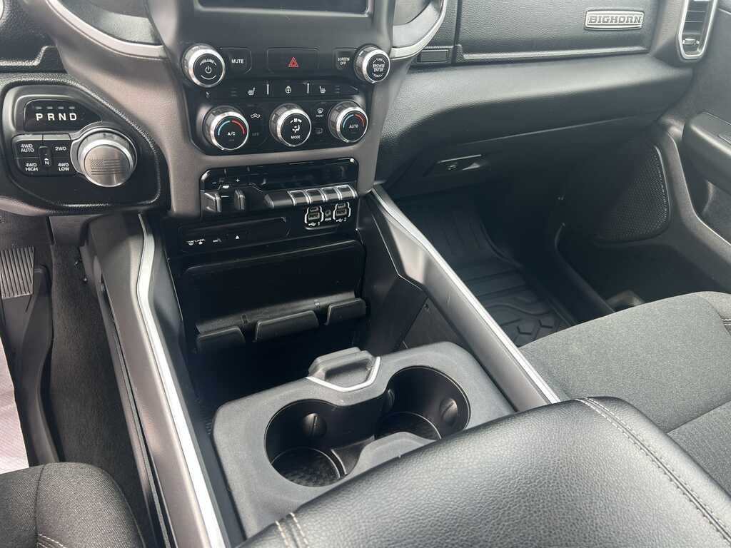 2019 RAM 1500 Big Horn/Lone Star Crew Cab 4x4 5'7' Box