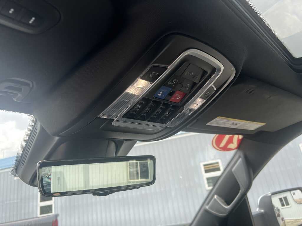2021 RAM 1500 Crew Cab Limited 4x4