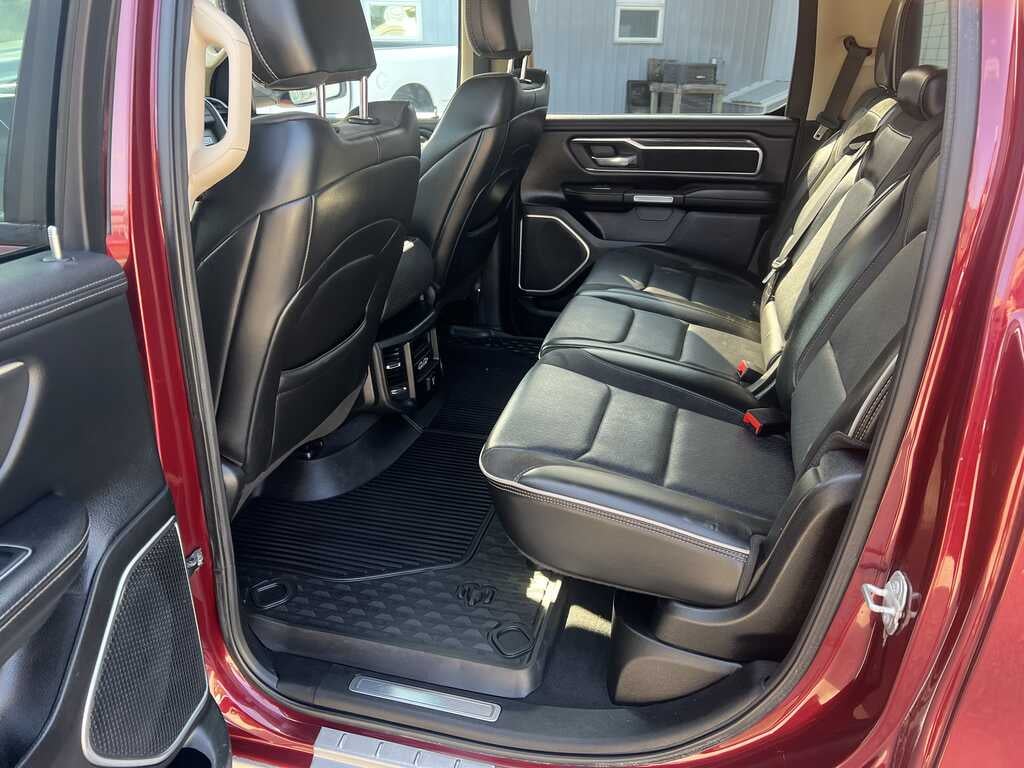 2019 RAM 1500 Crew Cab Laramie 4x4