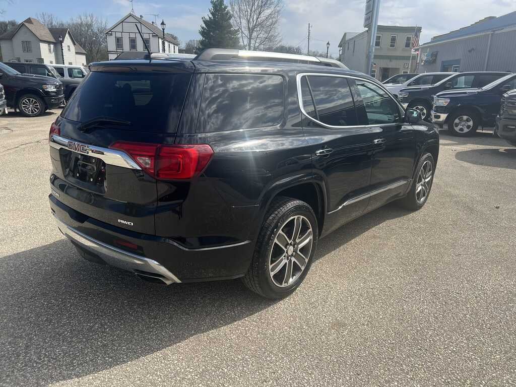 2017 GMC Acadia Denali