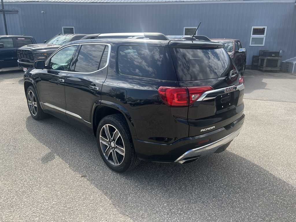 2017 GMC Acadia Denali