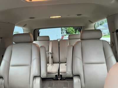 2009 Cadillac Escalade Standard