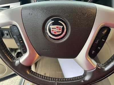 2009 Cadillac Escalade Standard