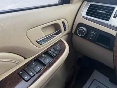 2009 Cadillac Escalade Standard