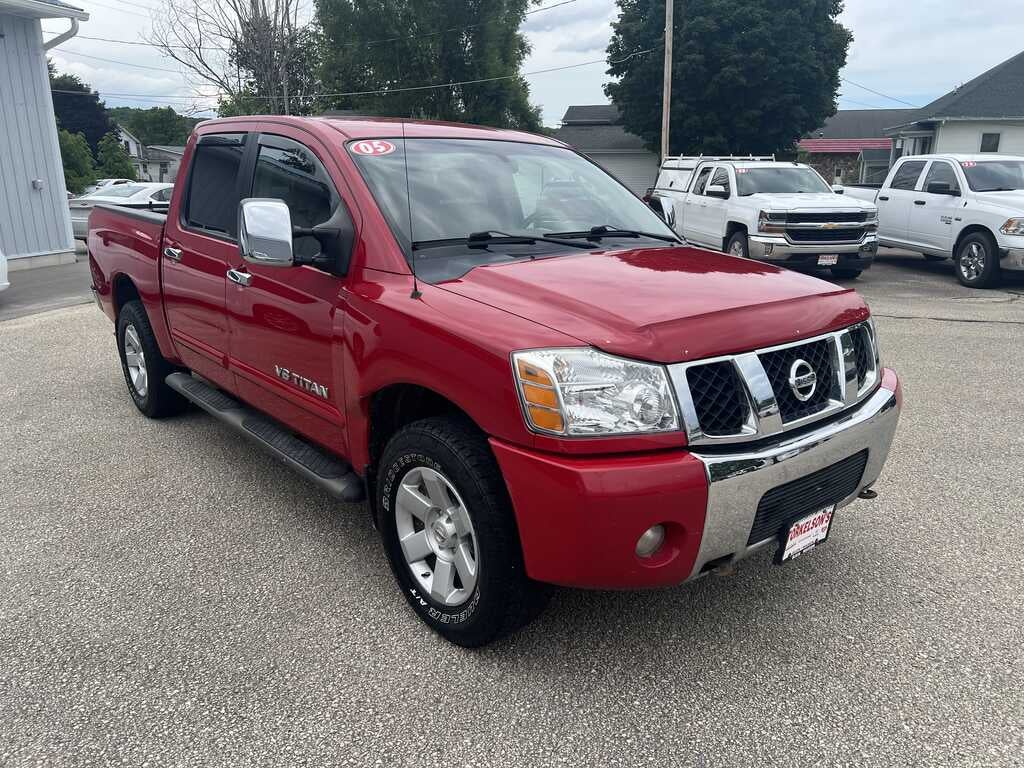 2005 Nissan Titan LE