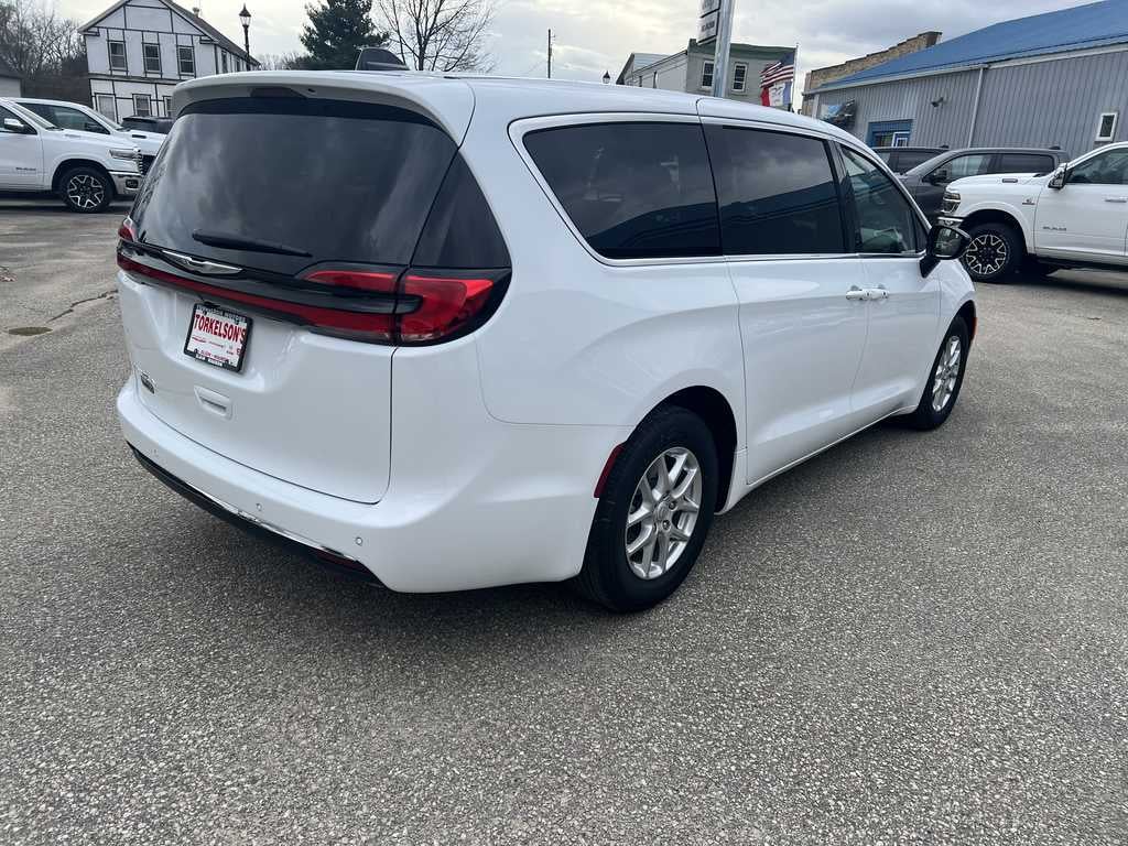 2026 Chrysler Pacifica PACIFICA SELECT