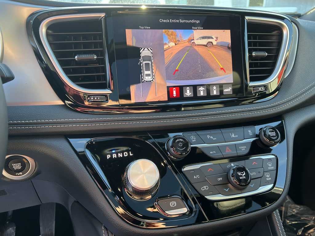 2026 Chrysler Pacifica PACIFICA LIMITED AWD