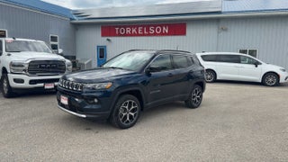 2026 Jeep Compass COMPASS LIMITED 4X4