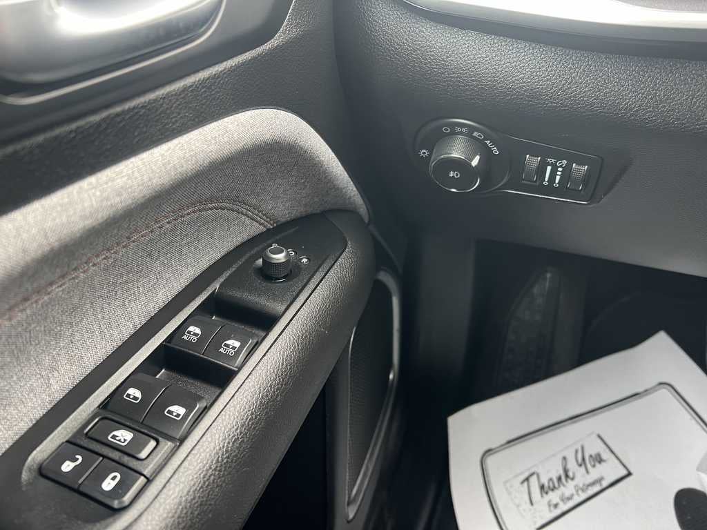 2022 Jeep Compass Latitude Lux 4x4