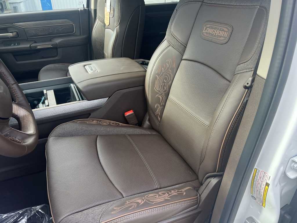 2026 RAM Ram 2500 RAM 2500 LIMITED LONGHORN MEGA CAB 4X4 6'4' BOX