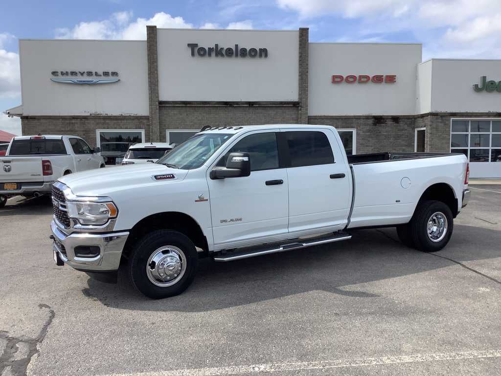 2024 RAM 3500 Big Horn Crew Cab 4x4 8' Box