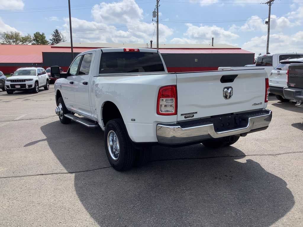 2024 RAM 3500 Big Horn Crew Cab 4x4 8' Box