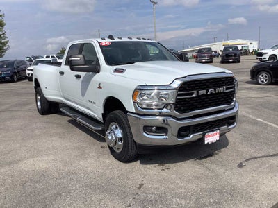 2024 RAM 3500 Big Horn Crew Cab 4x4 8' Box