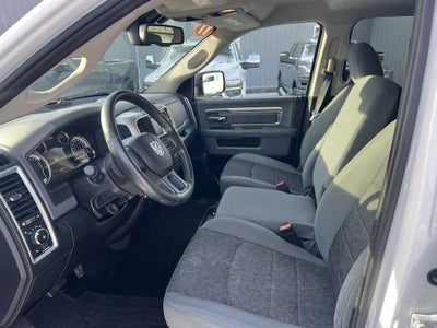 2017 RAM 1500 Big Horn Crew Cab 4x4 5'7' Box