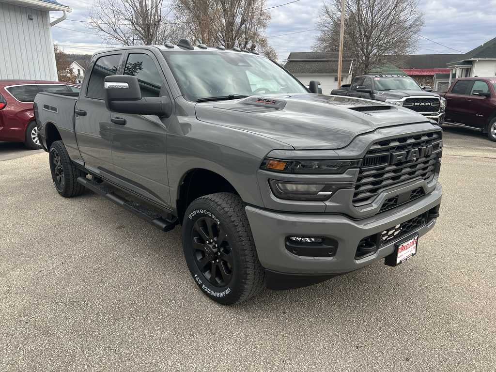 2026 RAM Ram 2500 RAM 2500 BLACK EXPRESS CREW CAB 4X4 6'4' BOX