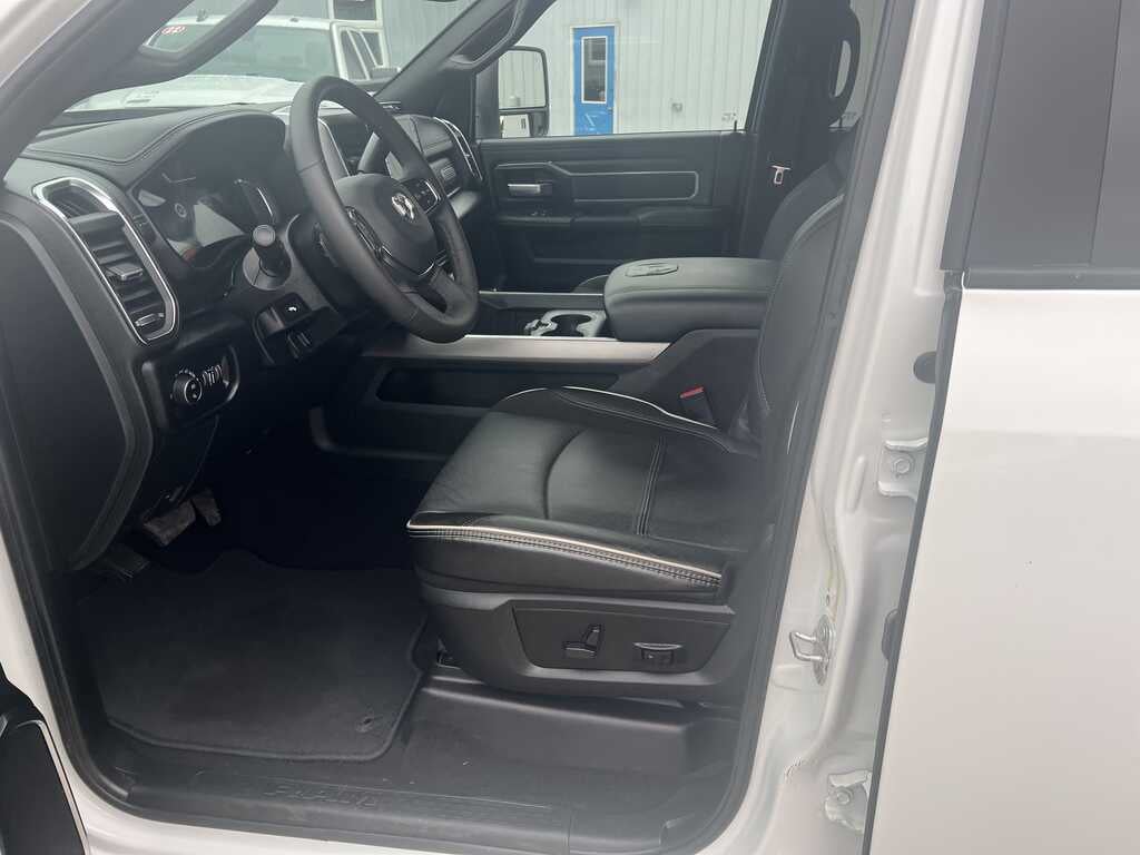 2026 RAM 2500 Laramie Crew Cab 4x4 6'4' Box